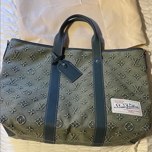 Louis Vuitton Denim tote bag - Picture 1 of 5